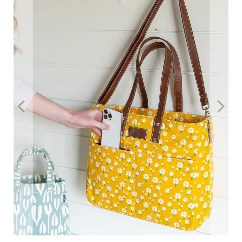 Maika Essential Tote - Carmel